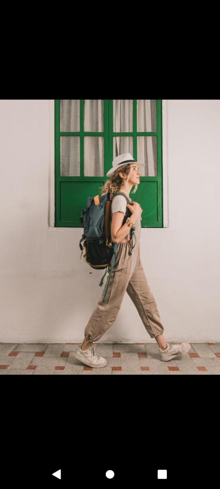Wild Monkey Hostel Cuenca Buitenkant foto